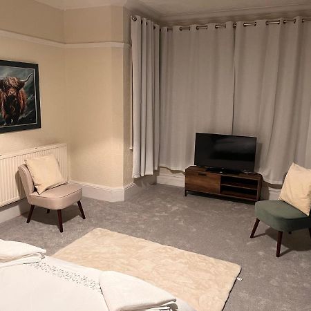 Luxury Cosy Retreat Apt ลอนดอน ภายนอก รูปภาพ
