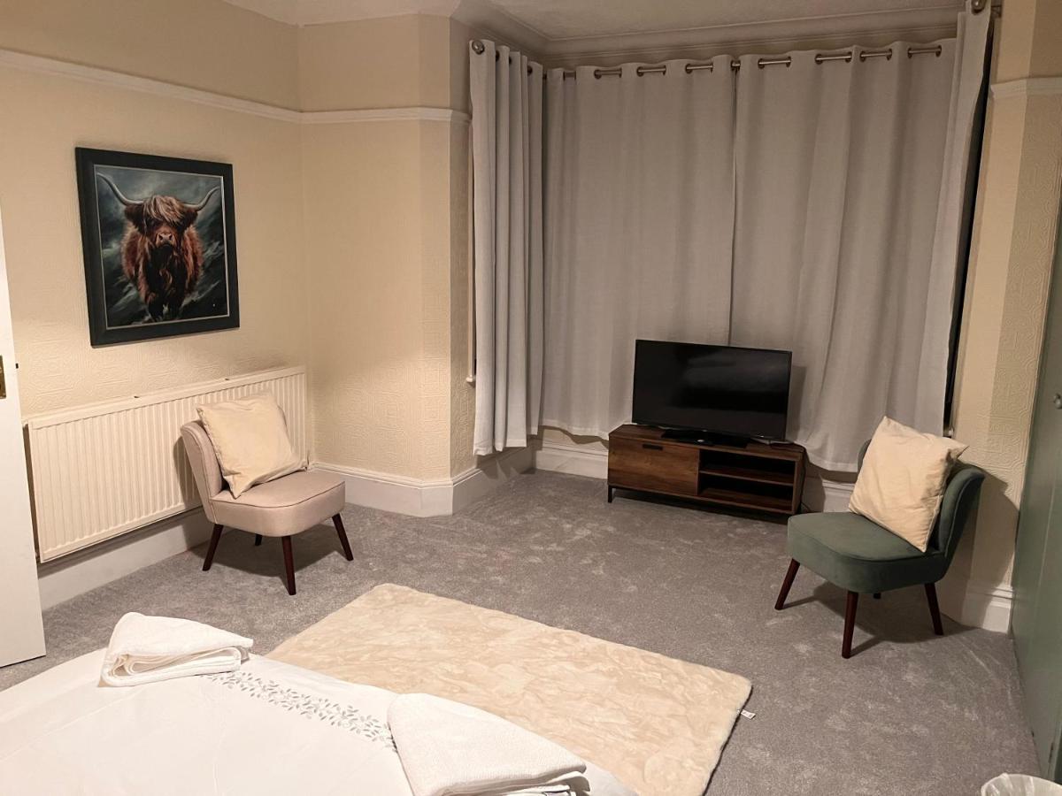 Luxury Cosy Retreat Apt ลอนดอน ภายนอก รูปภาพ