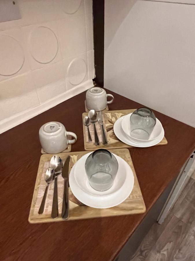Luxury Cosy Retreat Apt ลอนดอน ภายนอก รูปภาพ