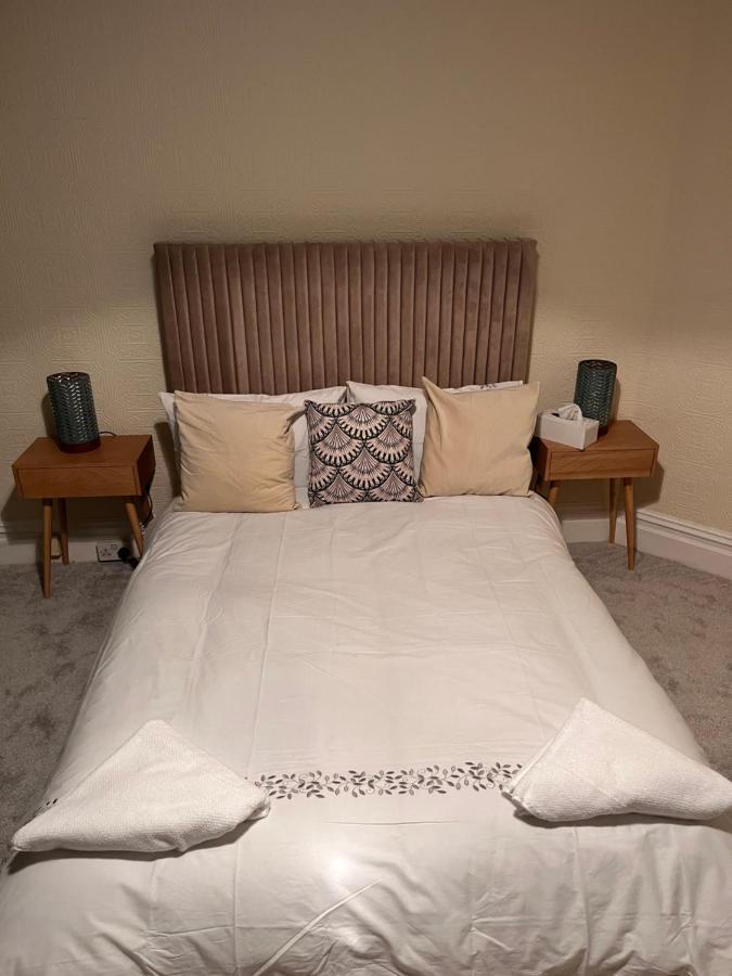 Luxury Cosy Retreat Apt ลอนดอน ภายนอก รูปภาพ