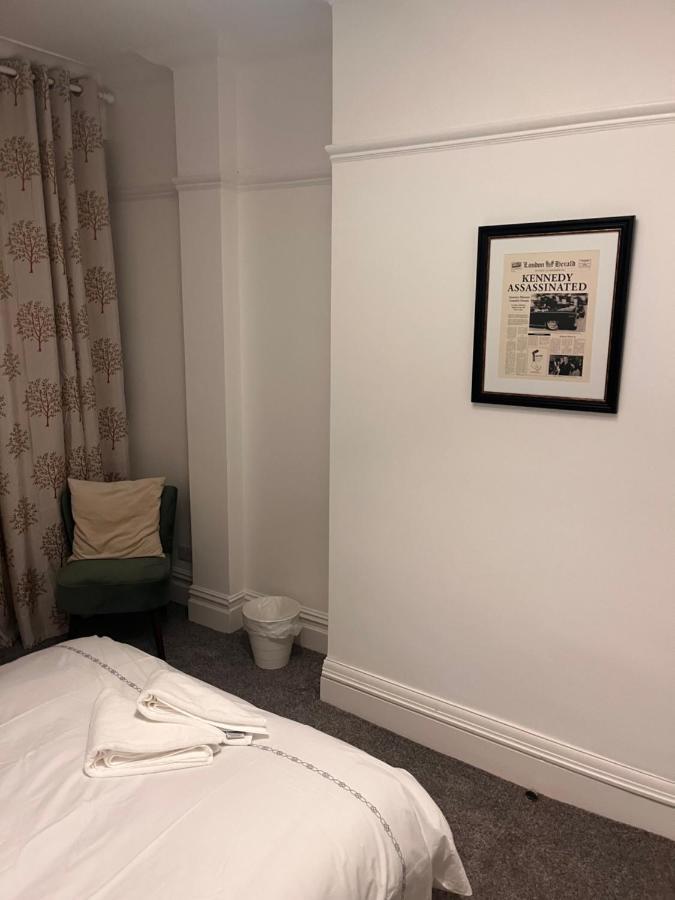 Luxury Cosy Retreat Apt ลอนดอน ภายนอก รูปภาพ